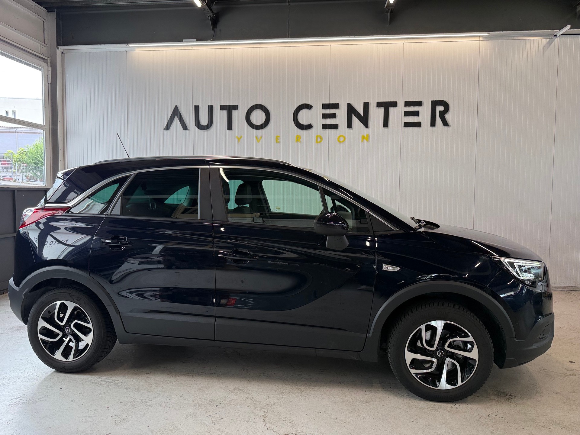 OPEL Crossland X 1.2i Ultimate-image-0
