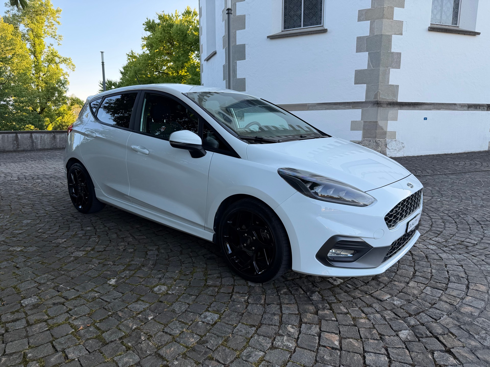 FORD Fiesta 1.5 SCTi ST Performance / Ab MFK / Service gepflegt / 36 Monate Garantie exkl / LED / Navi / Apple Carplay-image-3