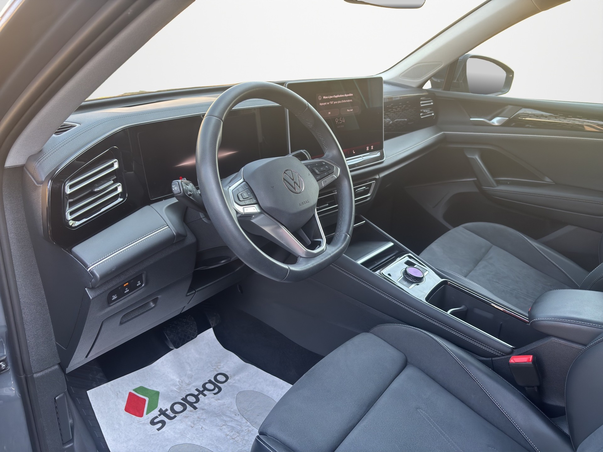 VW Tiguan 2.0 TDI SCR Elegance 4Motion DSG-image-8