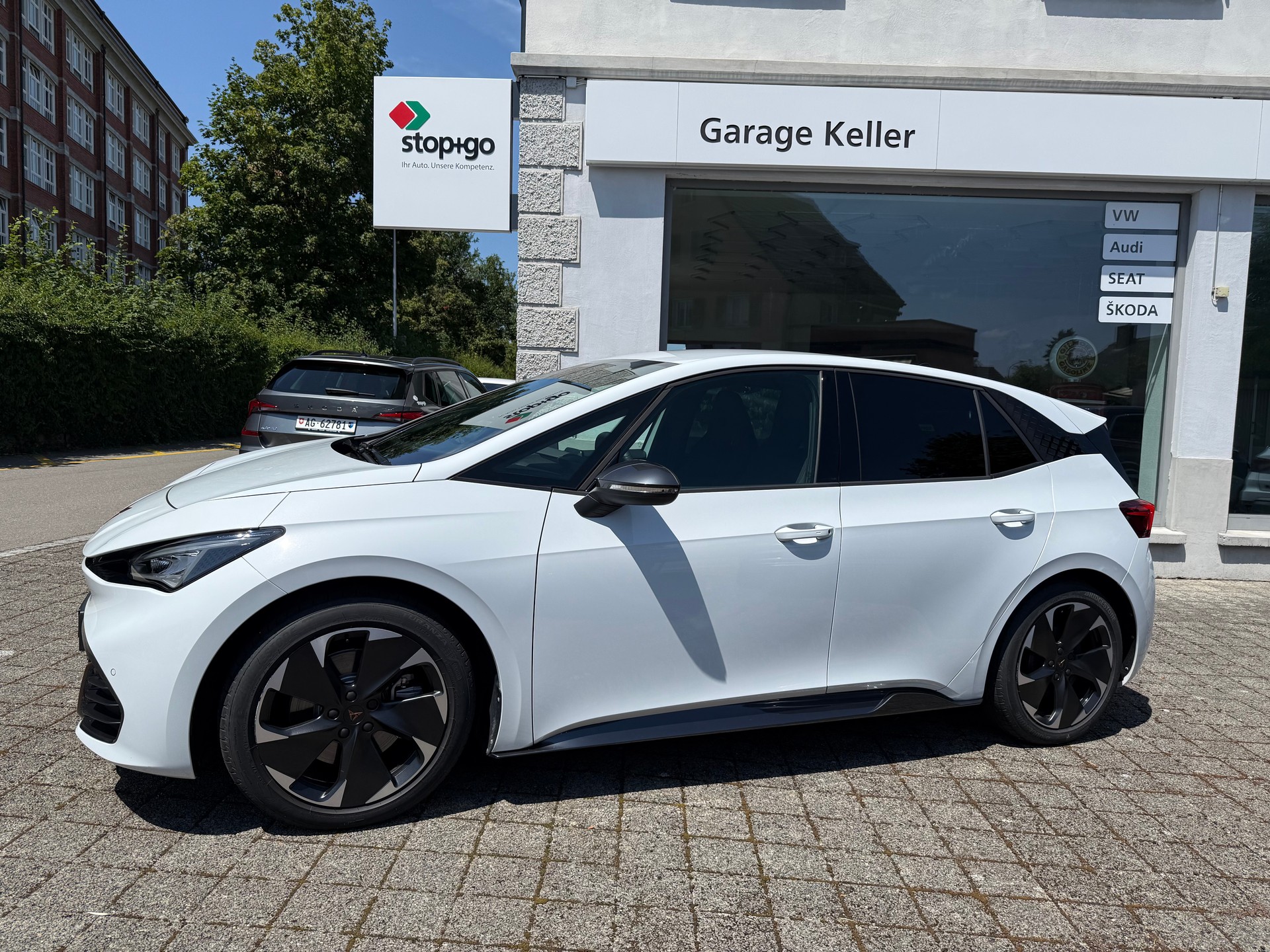 CUPRA Born 59 kWh e-Boost-image-1