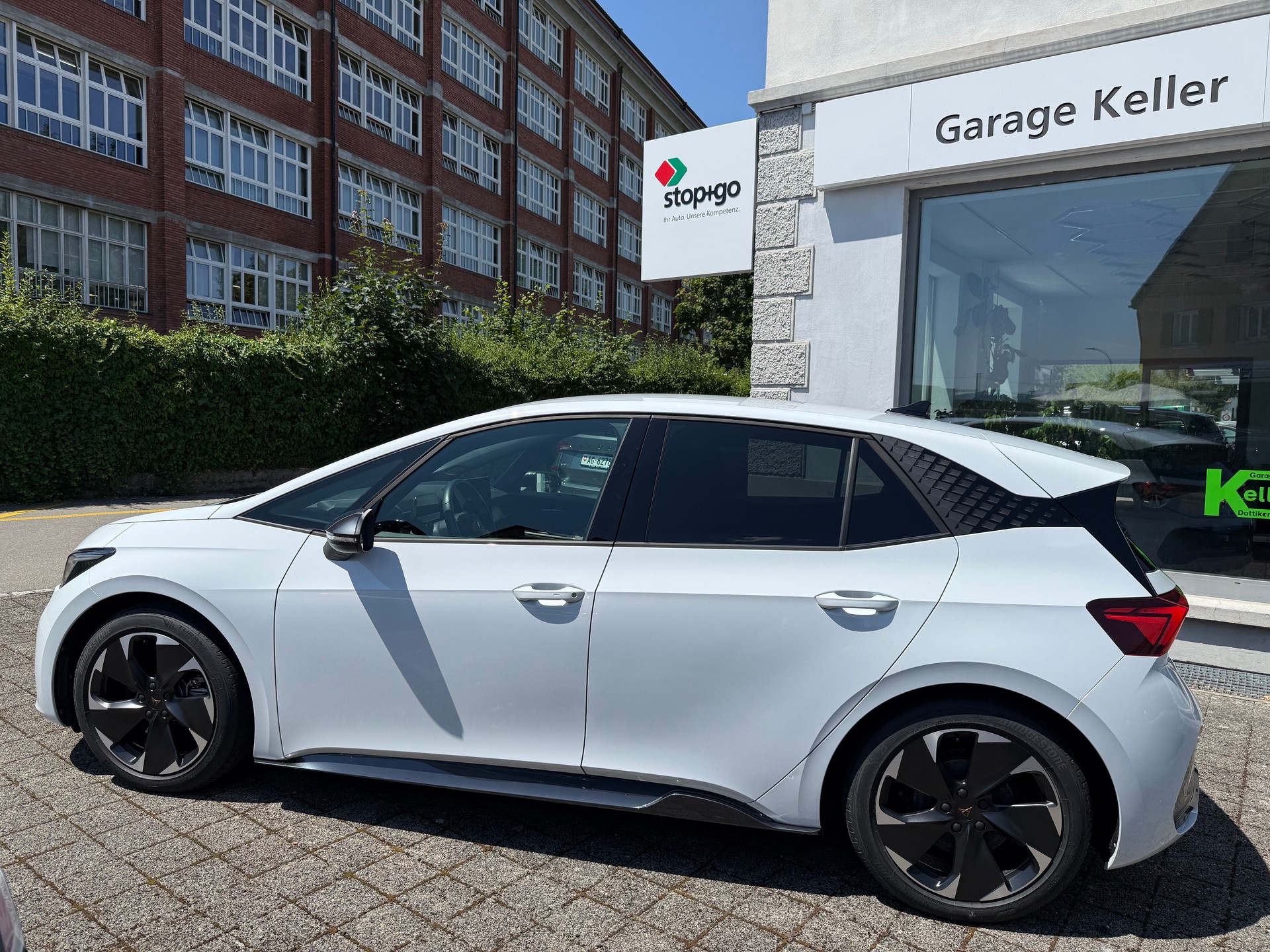 CUPRA Born 59 kWh e-Boost-image-2