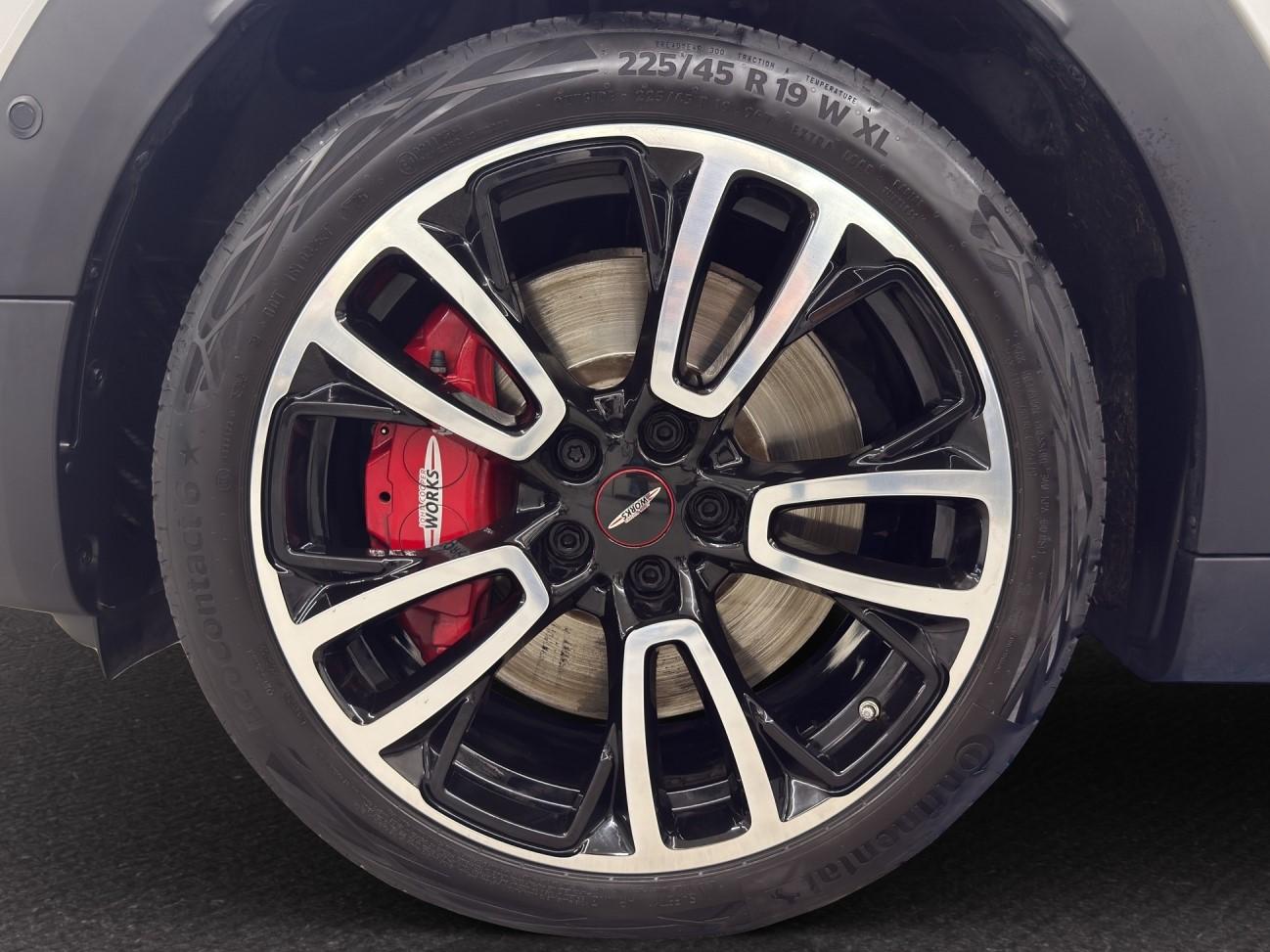 MINI Countryman John Cooper Works ALL4-image-8