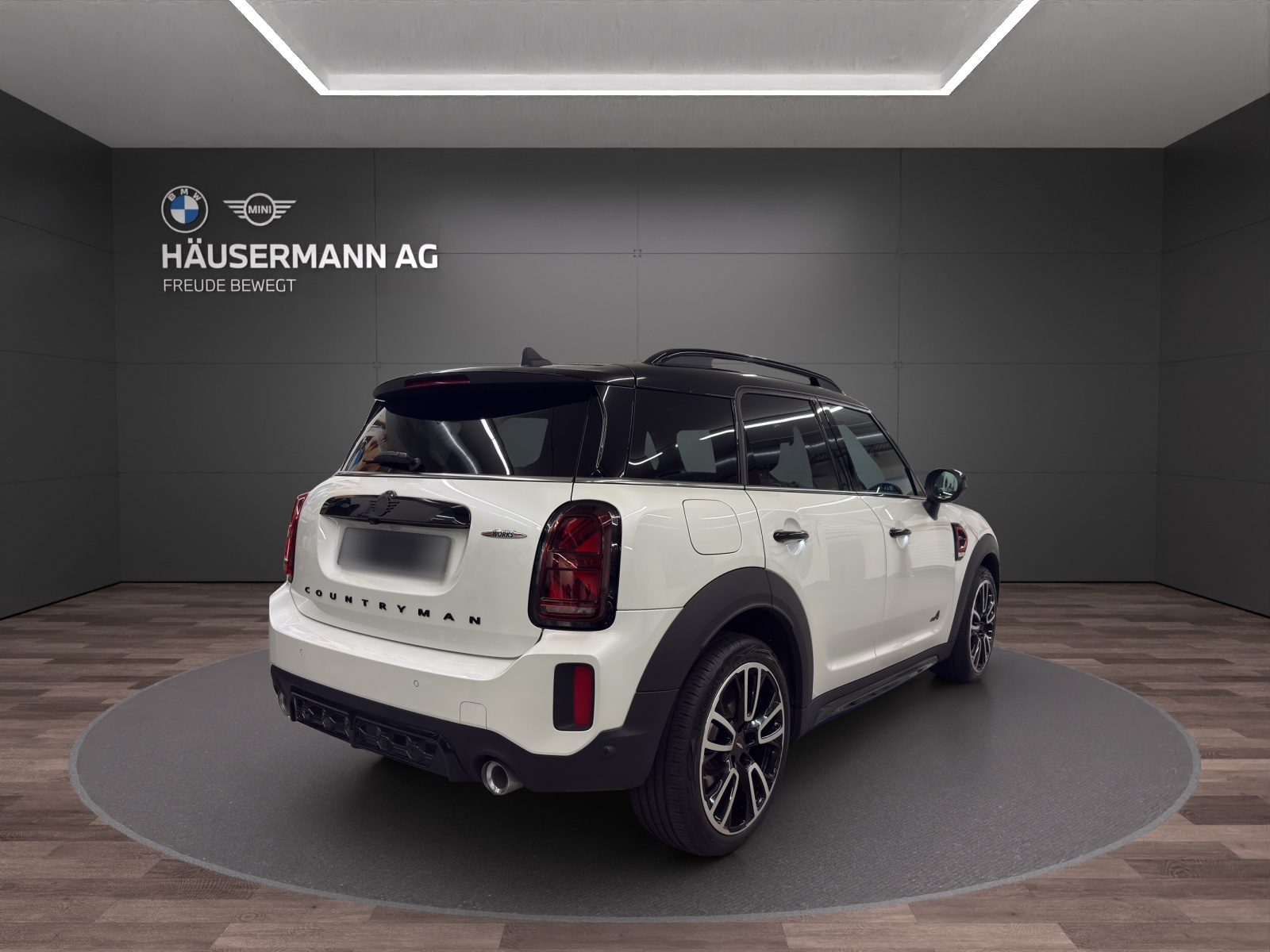 MINI Countryman John Cooper Works ALL4-image-4