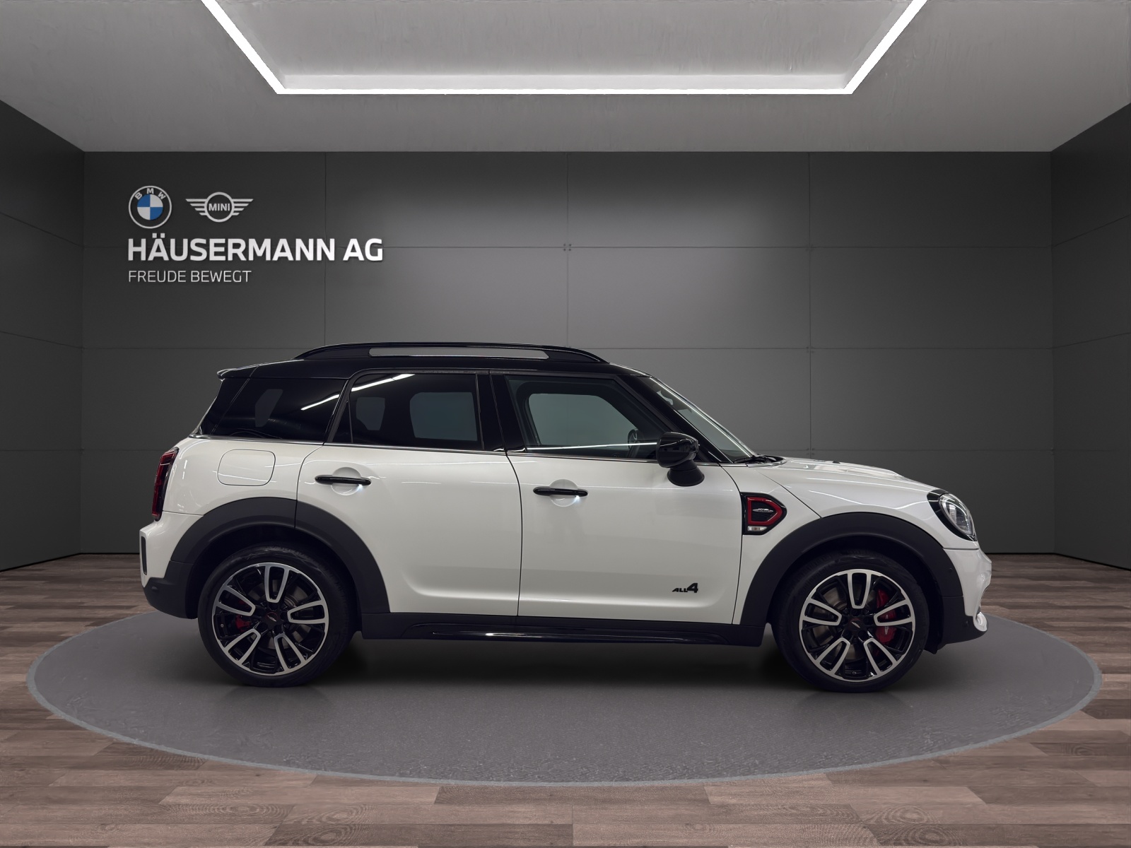 MINI Countryman John Cooper Works ALL4-showroom-element-3