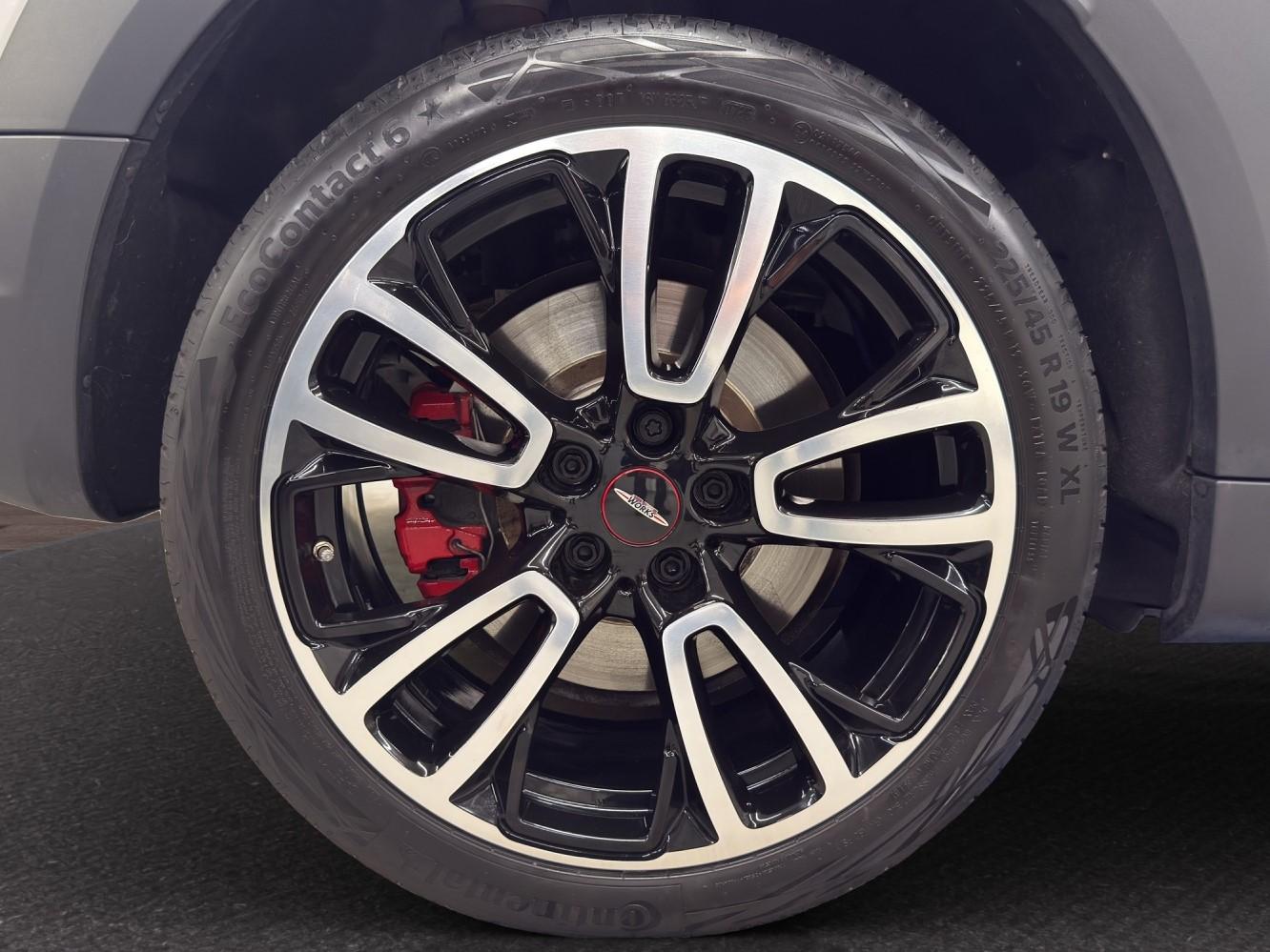 MINI Countryman John Cooper Works ALL4-image-10