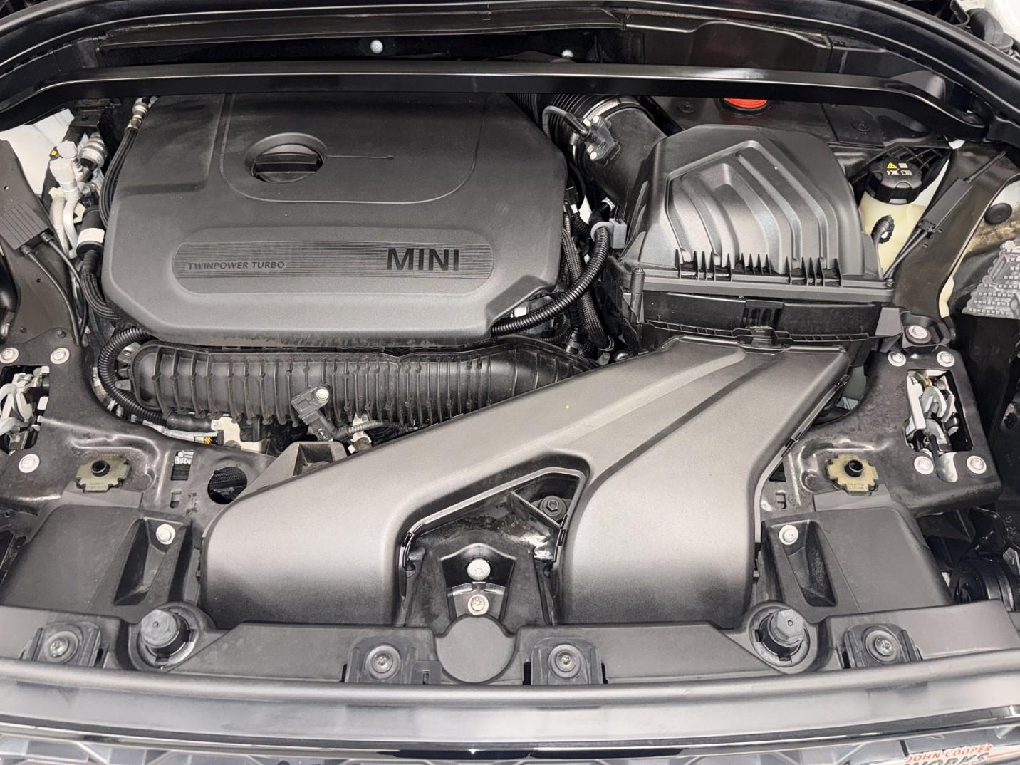 MINI Countryman John Cooper Works ALL4-image-23