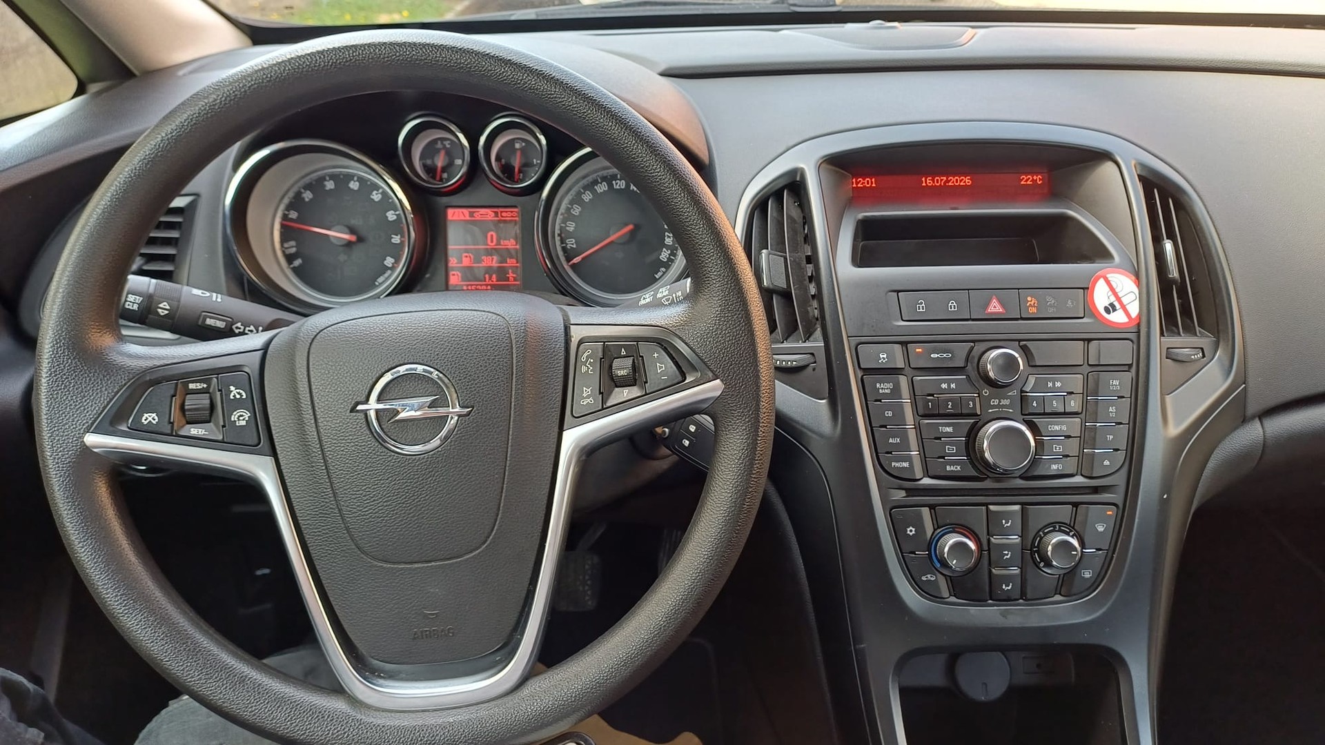 OPEL Astra SportsTourer 1.4i 16V Turbo Sport-image-12