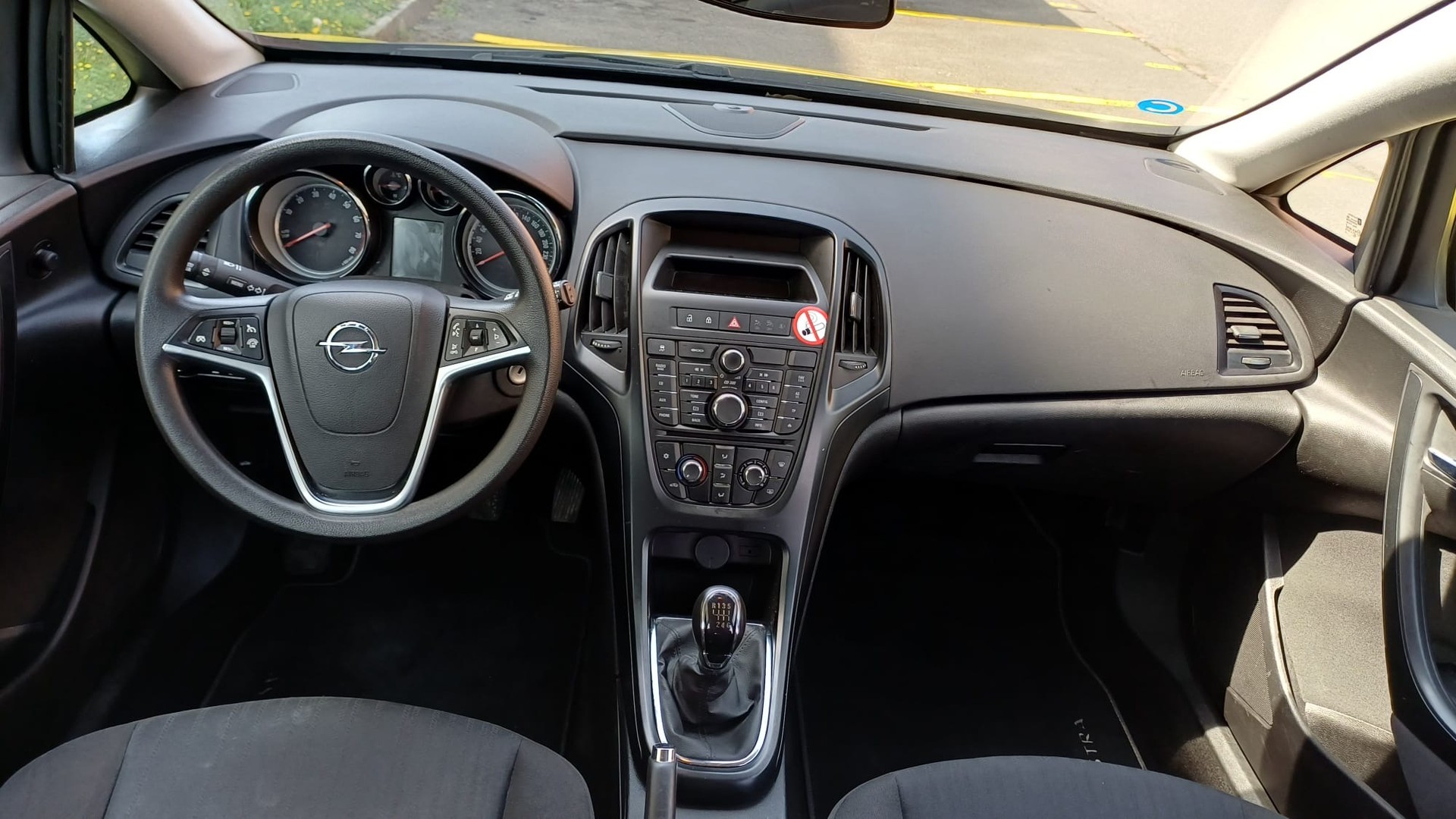 OPEL Astra SportsTourer 1.4i 16V Turbo Sport-image-11