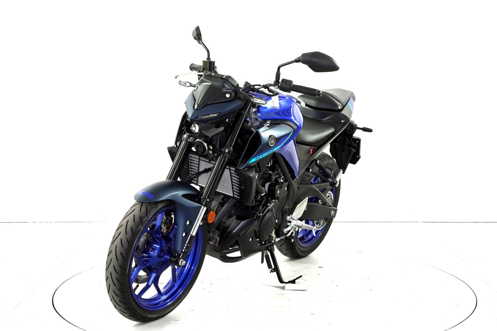 YAMAHA MT-03 ABS-showroom-element-2