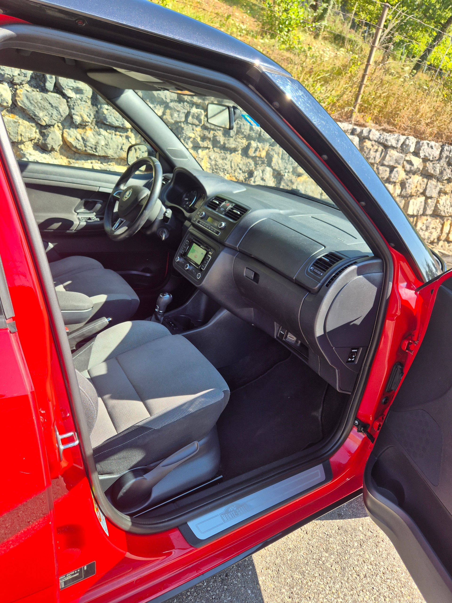 SKODA Fabia 1.2 TSI Monte Carlo DSG-image-5