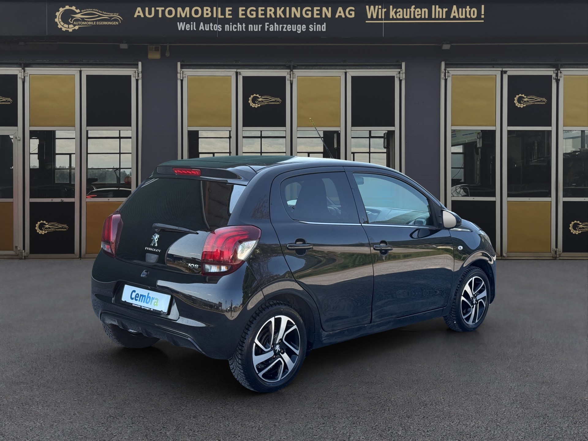PEUGEOT 108 1.2 VTi Allure-image-4