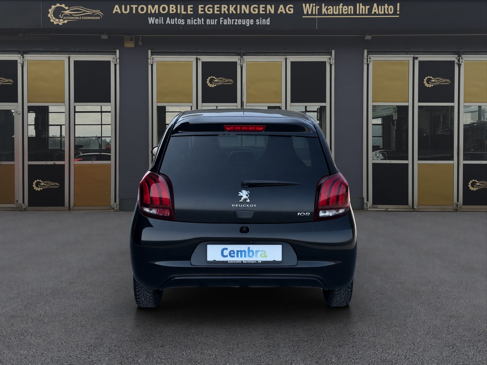 PEUGEOT 108 1.2 VTi Allure-image-5