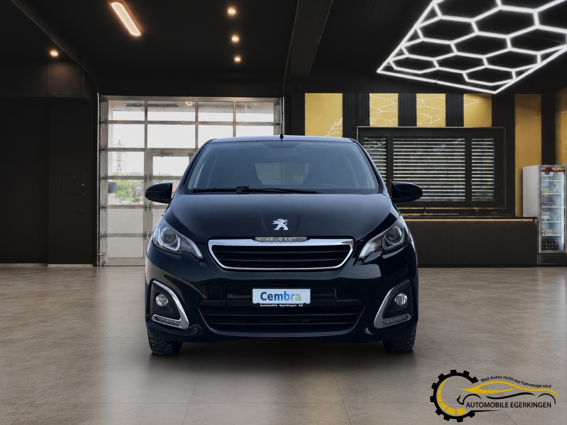 PEUGEOT 108 1.2 VTi Allure-showroom-element-1