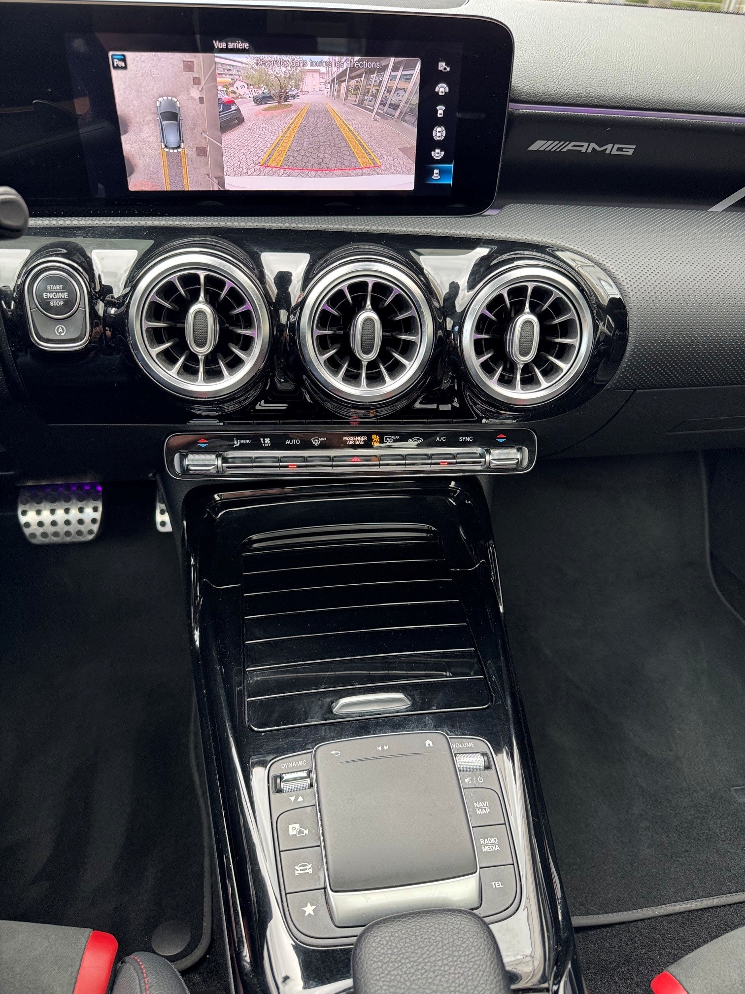 MERCEDES-BENZ A 35 AMG 4Matic-image-9