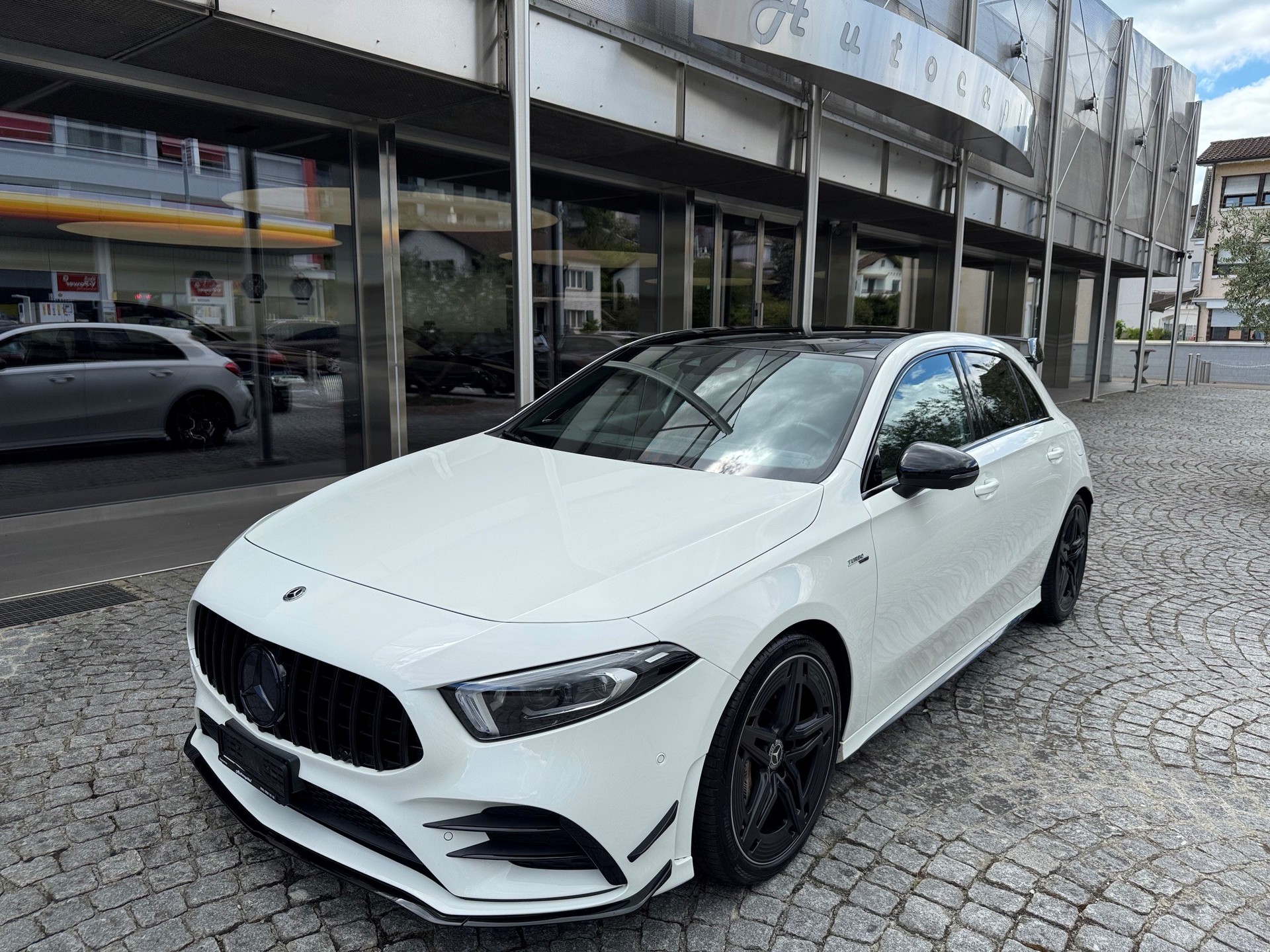 MERCEDES-BENZ A 35 AMG 4Matic-image-0