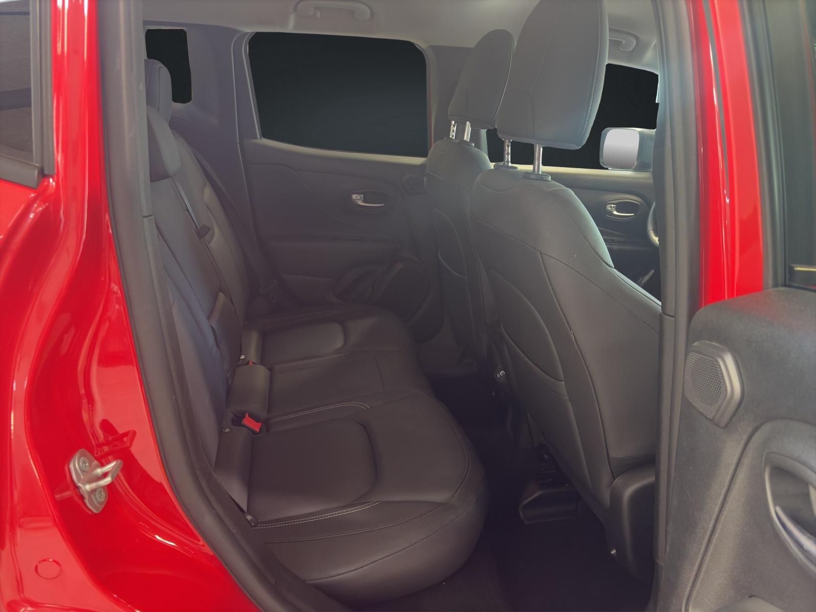 JEEP Renegade 1.5 MHEV S Plus-image-14