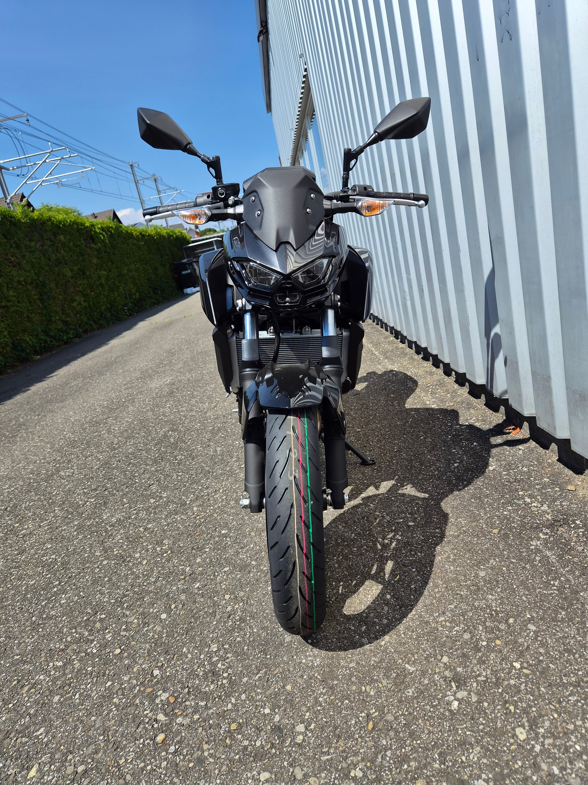 KAWASAKI Z 500-showroom-element-2