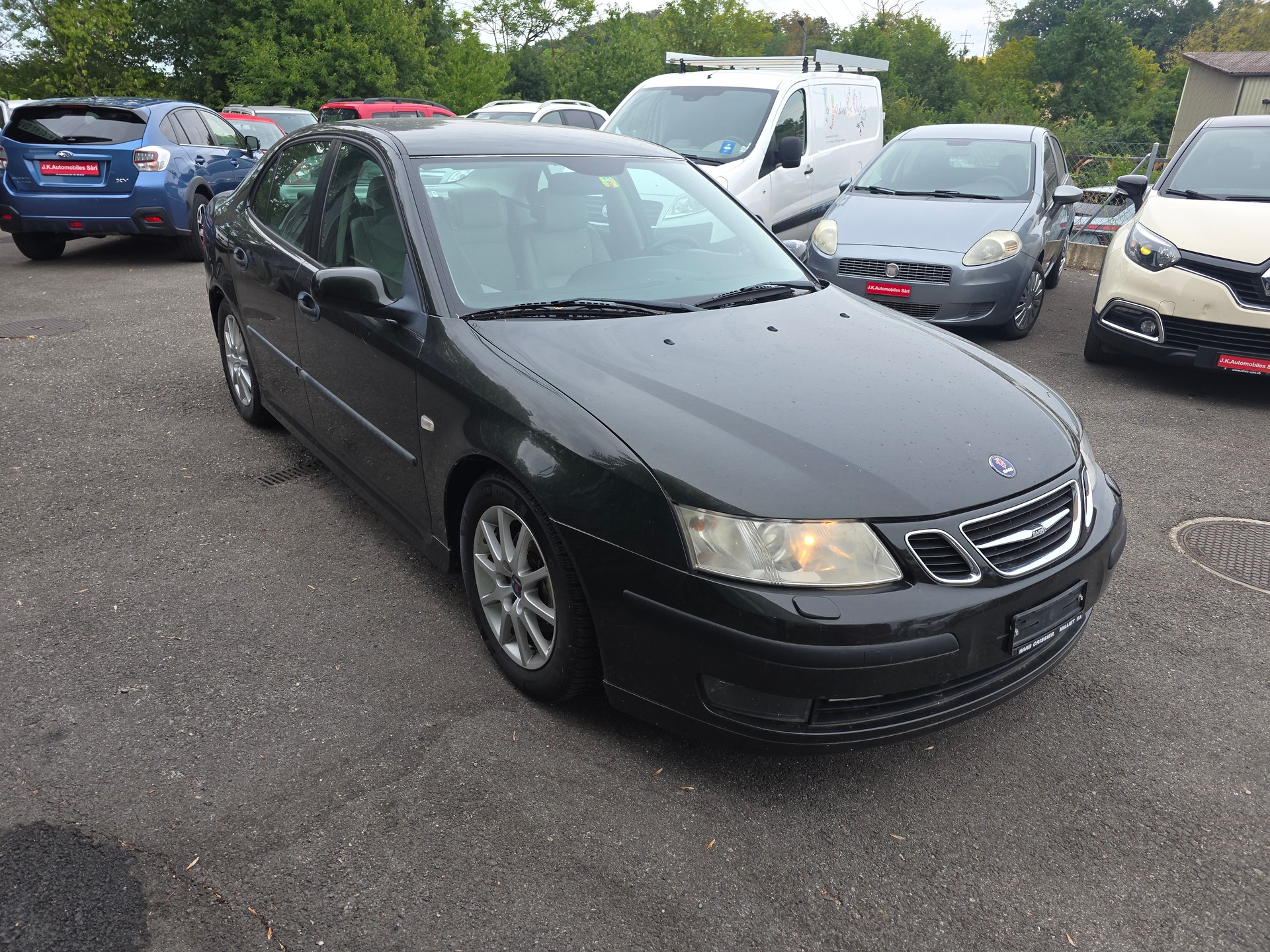 SAAB 9-3 2.0t Vector-image-3