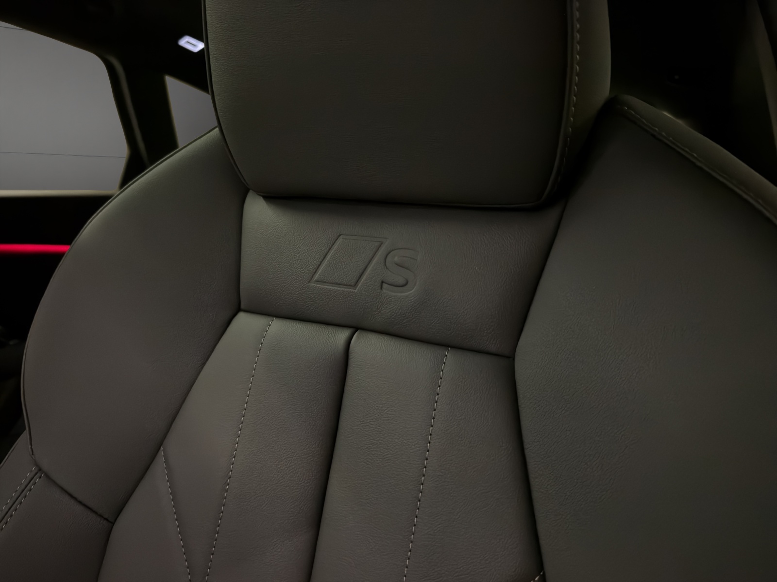 AUDI Q5 e-hybrid quattro 220 kW S-tronic-image-8