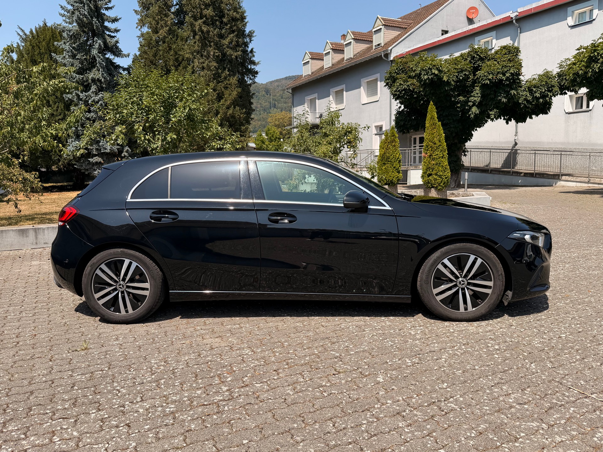 MERCEDES-BENZ A 180 Night Star-image-1