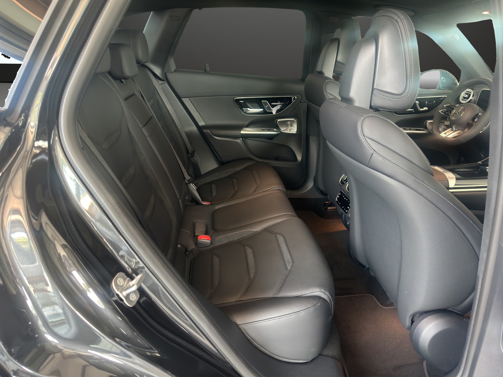 MERCEDES-BENZ GLC 53 AMG 4Matic+ 9G-Tro-image-11