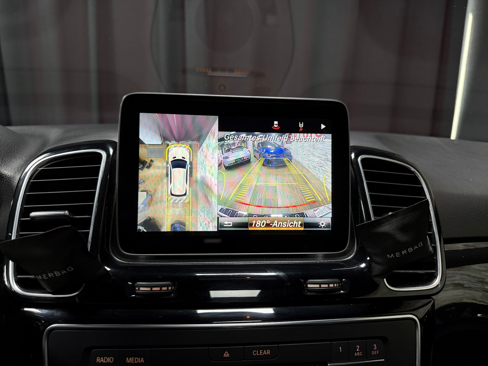 MERCEDES-BENZ GLE 350 d 4Matic 9G-Tronic-image-18