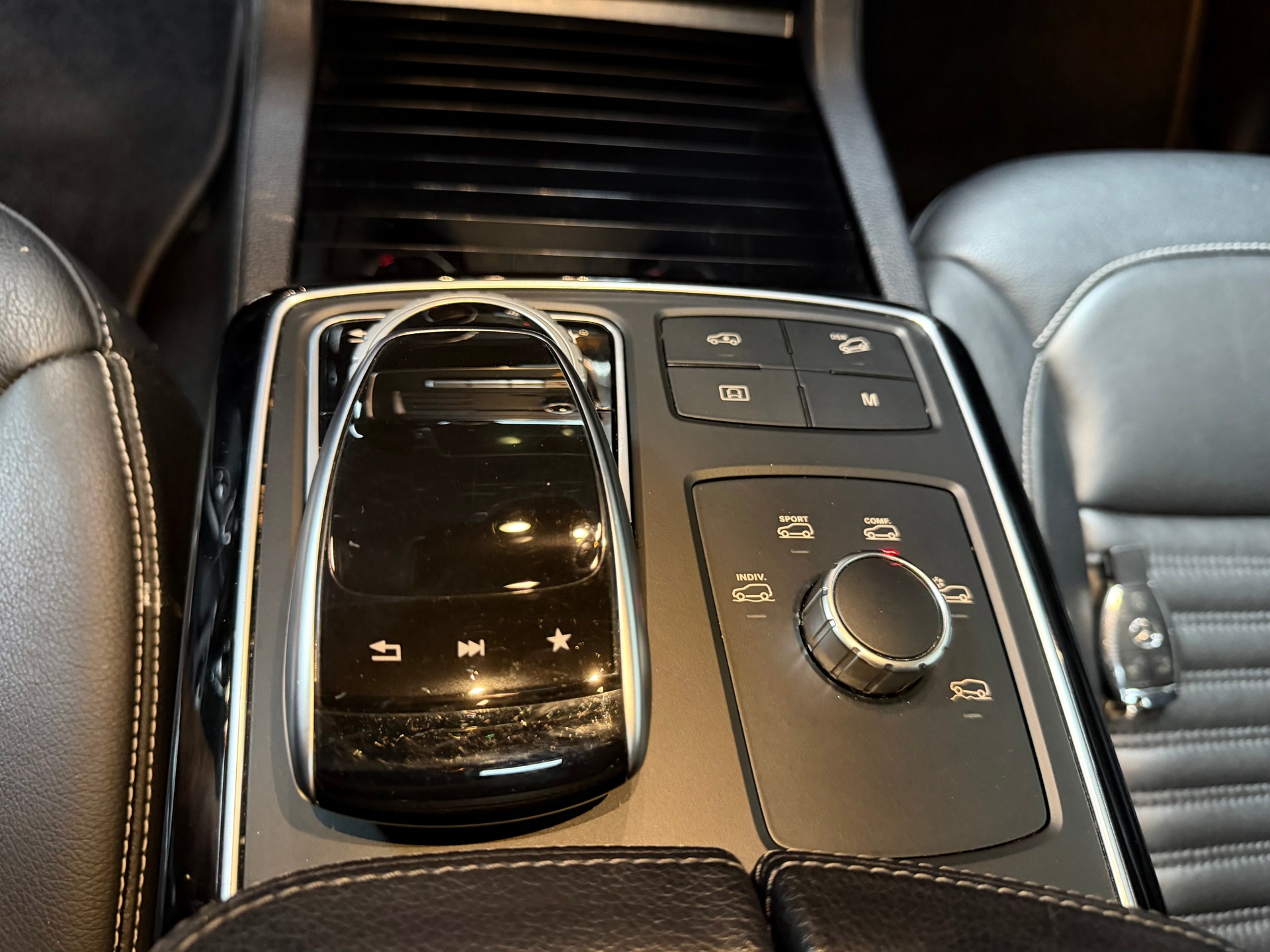 MERCEDES-BENZ GLE 350 d 4Matic 9G-Tronic-image-16