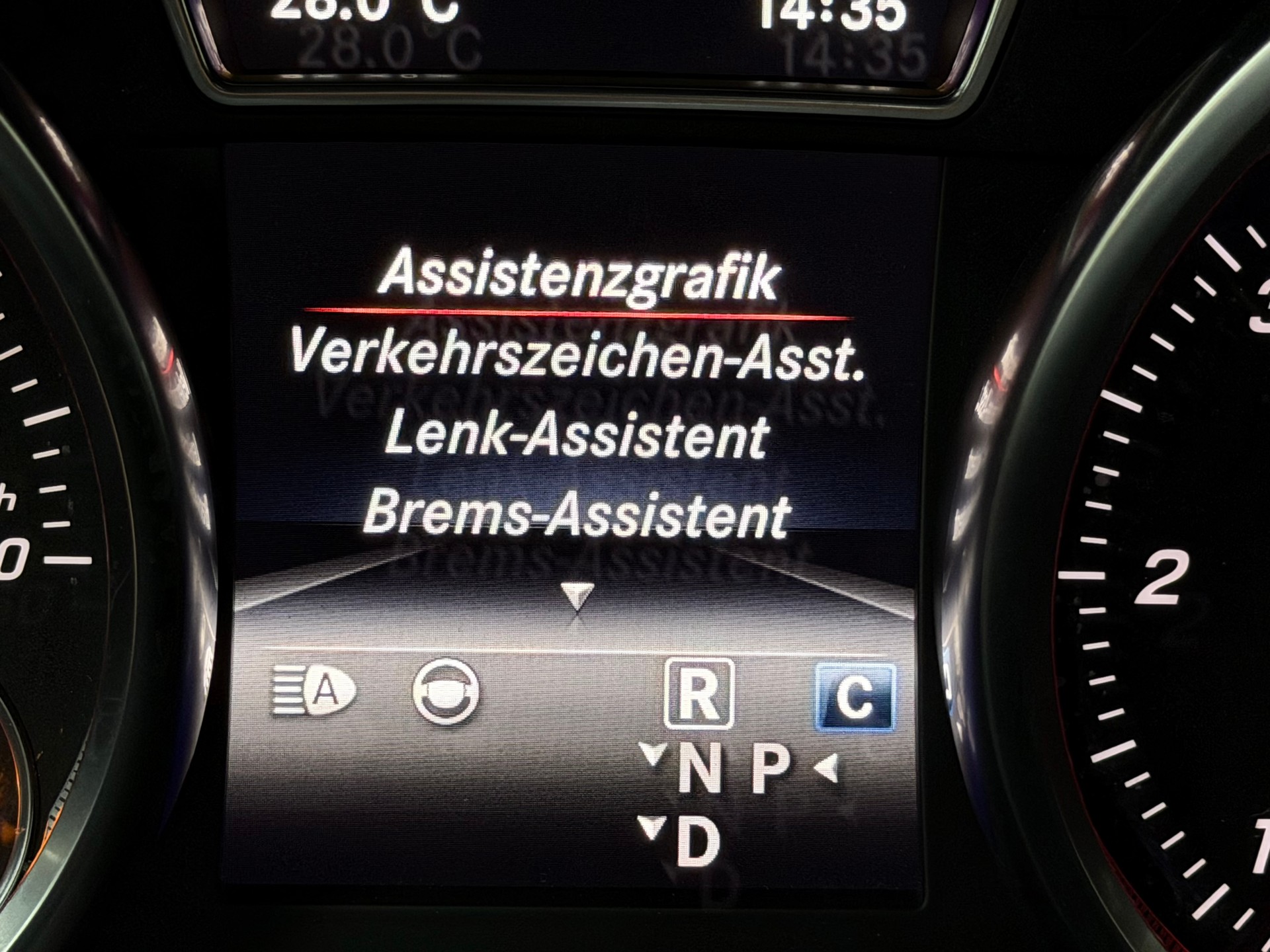 MERCEDES-BENZ GLE 350 d 4Matic 9G-Tronic-image-22