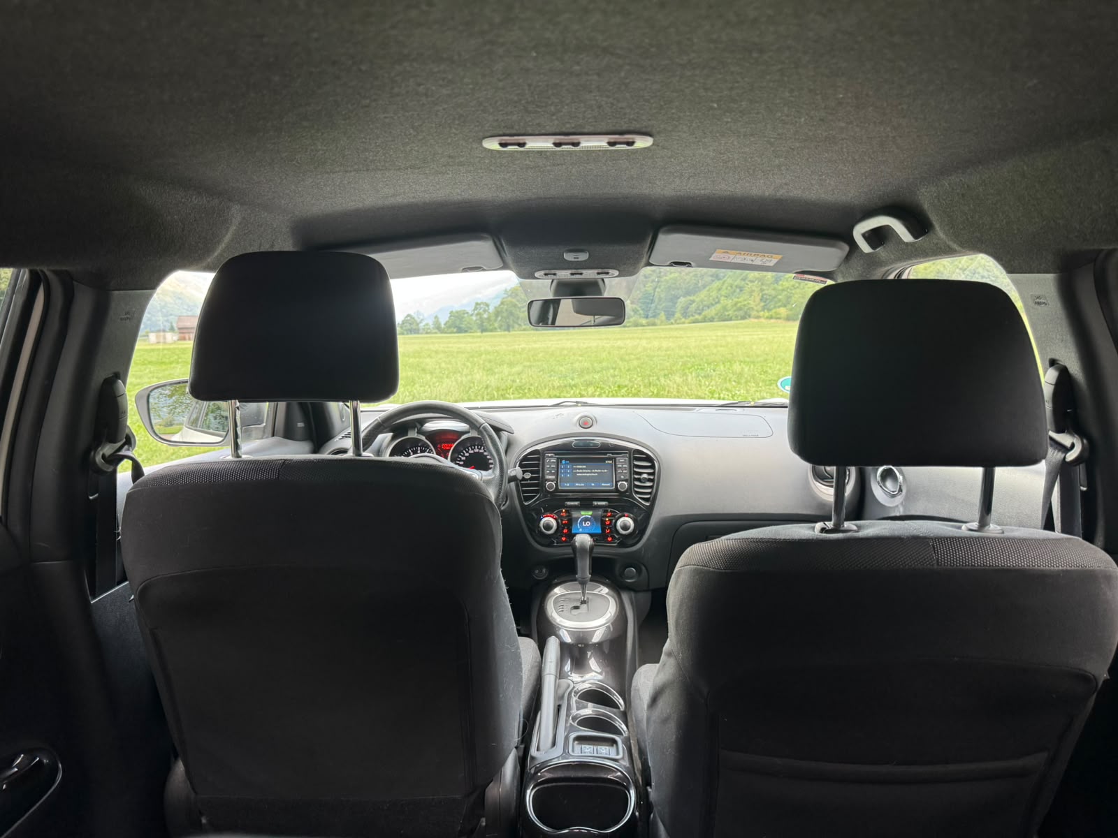 NISSAN Juke 1.6 DIG-T N-Connecta 4x4 Xtronic M-CVT-image-15
