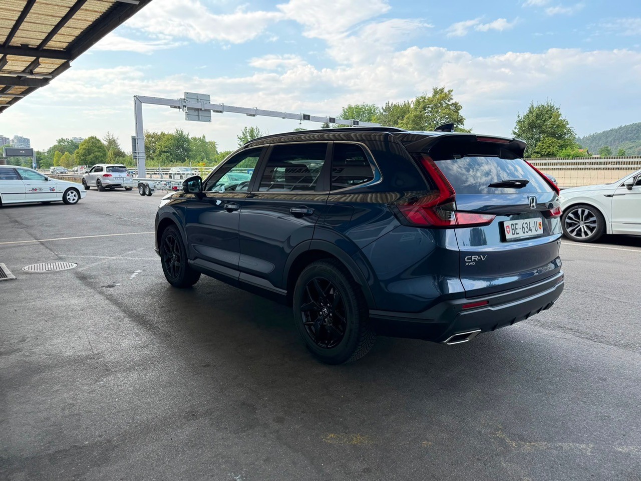 HONDA CR-V 2.0i MMD Hybrid Advance 4WD Automatic-image-5