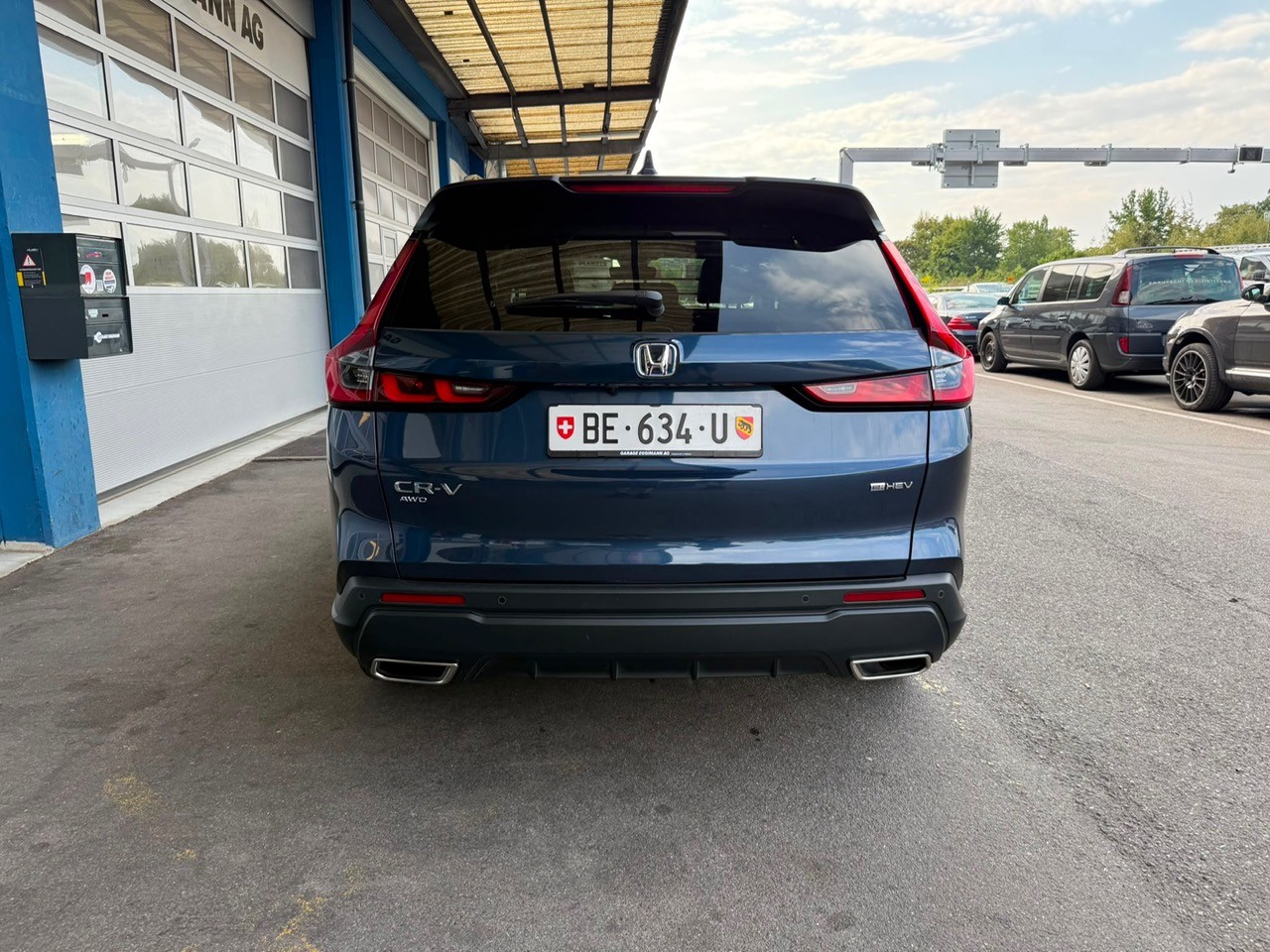 HONDA CR-V 2.0i MMD Hybrid Advance 4WD Automatic-image-4