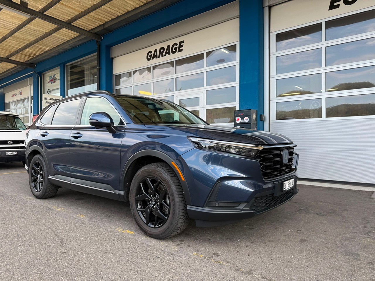 HONDA CR-V 2.0i MMD Hybrid Advance 4WD Automatic-image-1
