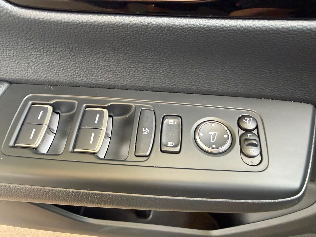 HONDA CR-V 2.0i MMD Hybrid Advance 4WD Automatic-image-23