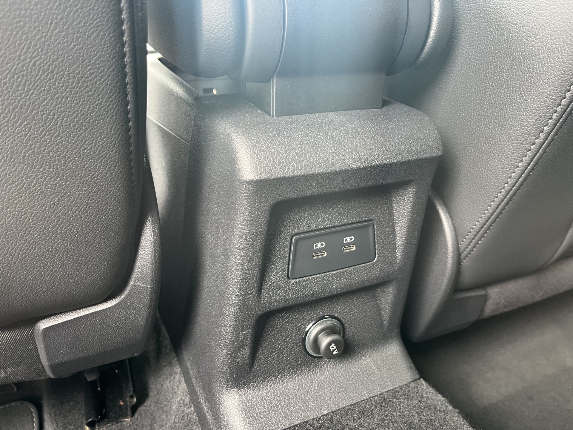 AUDI SQ2 TFSI quattro S-tronic*ALL BLACK, SONOS Sound, Matrix, ACC, Rückfahrkamera*-image-14