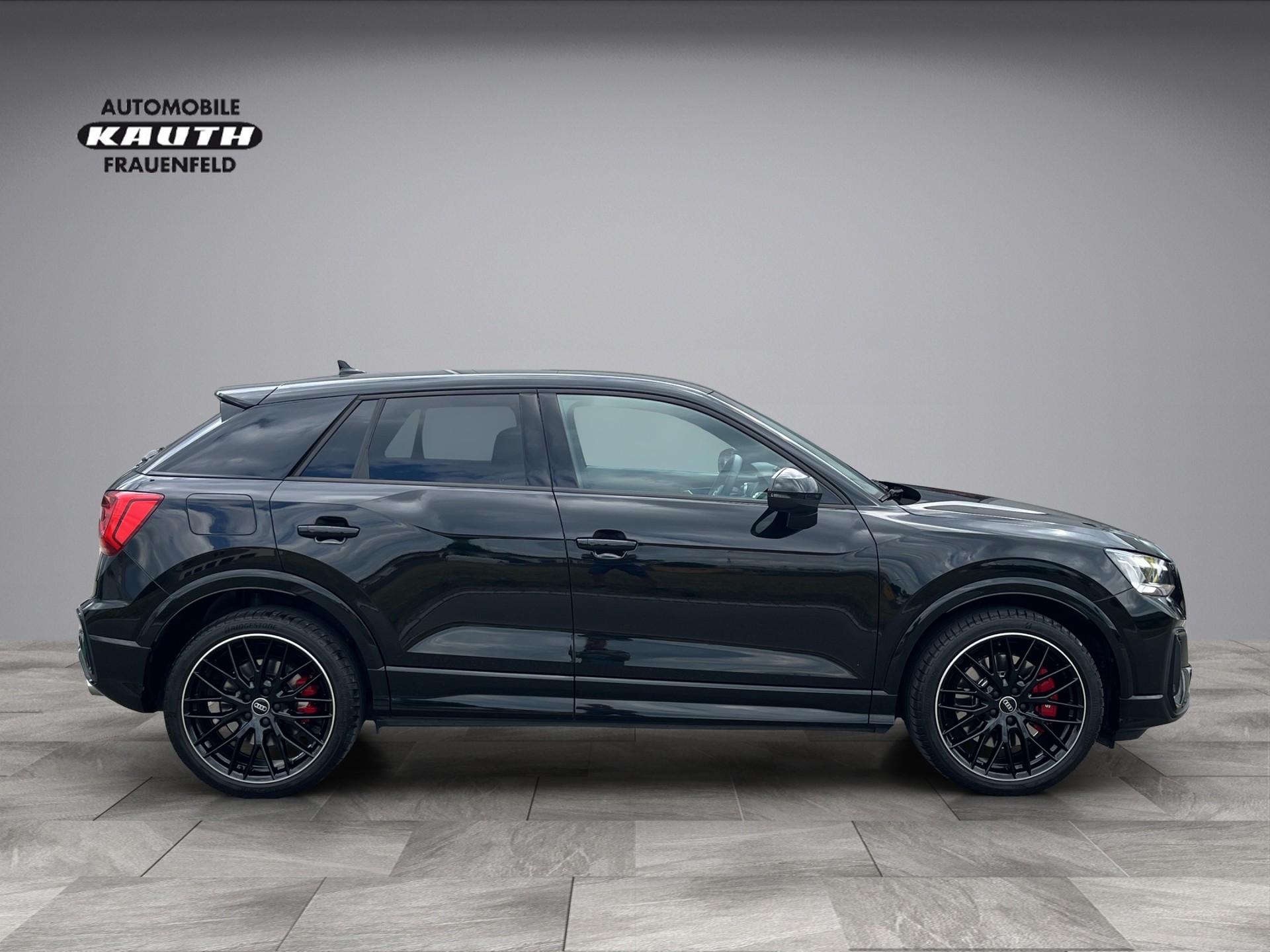 AUDI SQ2 TFSI quattro S-tronic*ALL BLACK, SONOS Sound, Matrix, ACC, Rückfahrkamera*-image-6