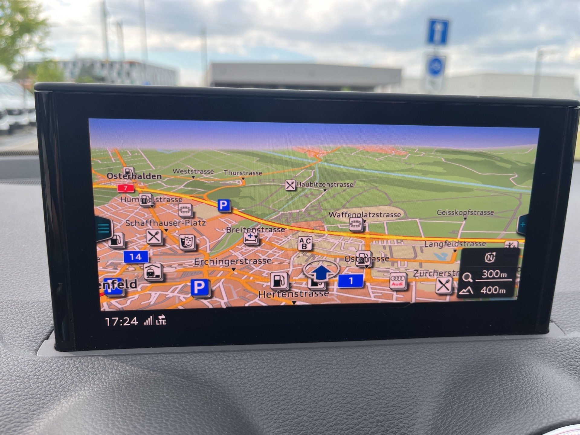 AUDI SQ2 TFSI quattro S-tronic*ALL BLACK, SONOS Sound, Matrix, ACC, Rückfahrkamera*-image-21