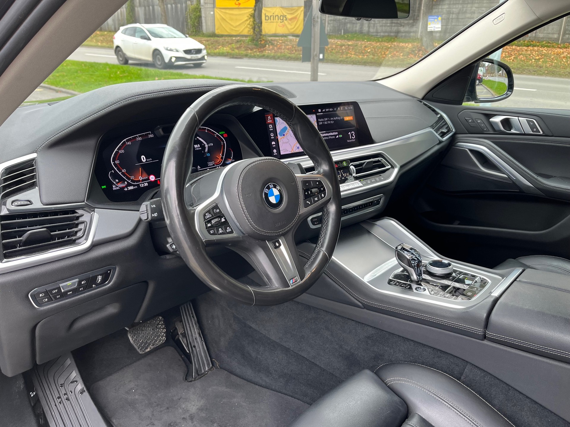 BMW 30d xDrive-image-5