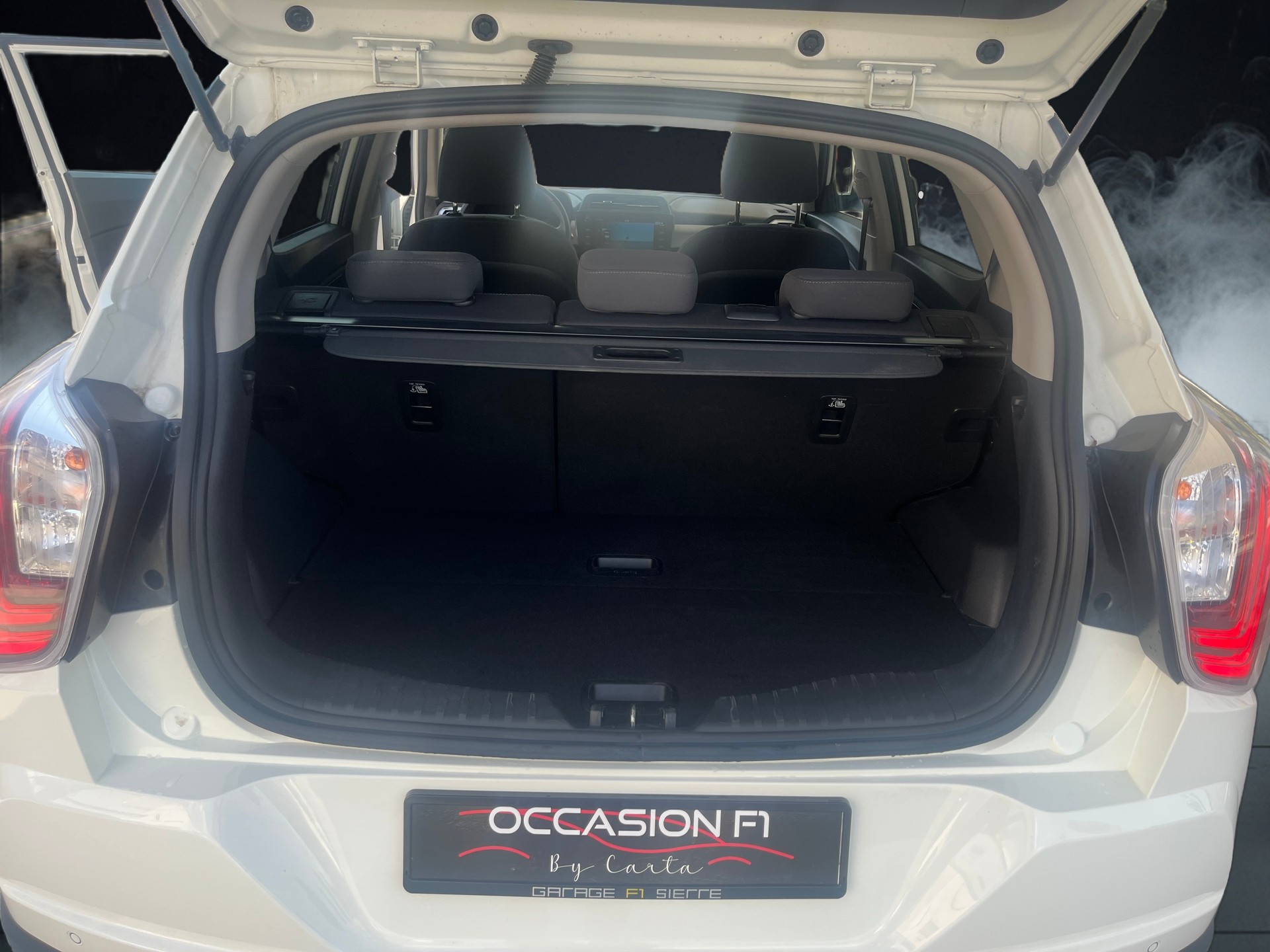 KGM-SsangYong Tivoli 1.5 T GDI Platinum 4WD Automat-image-15