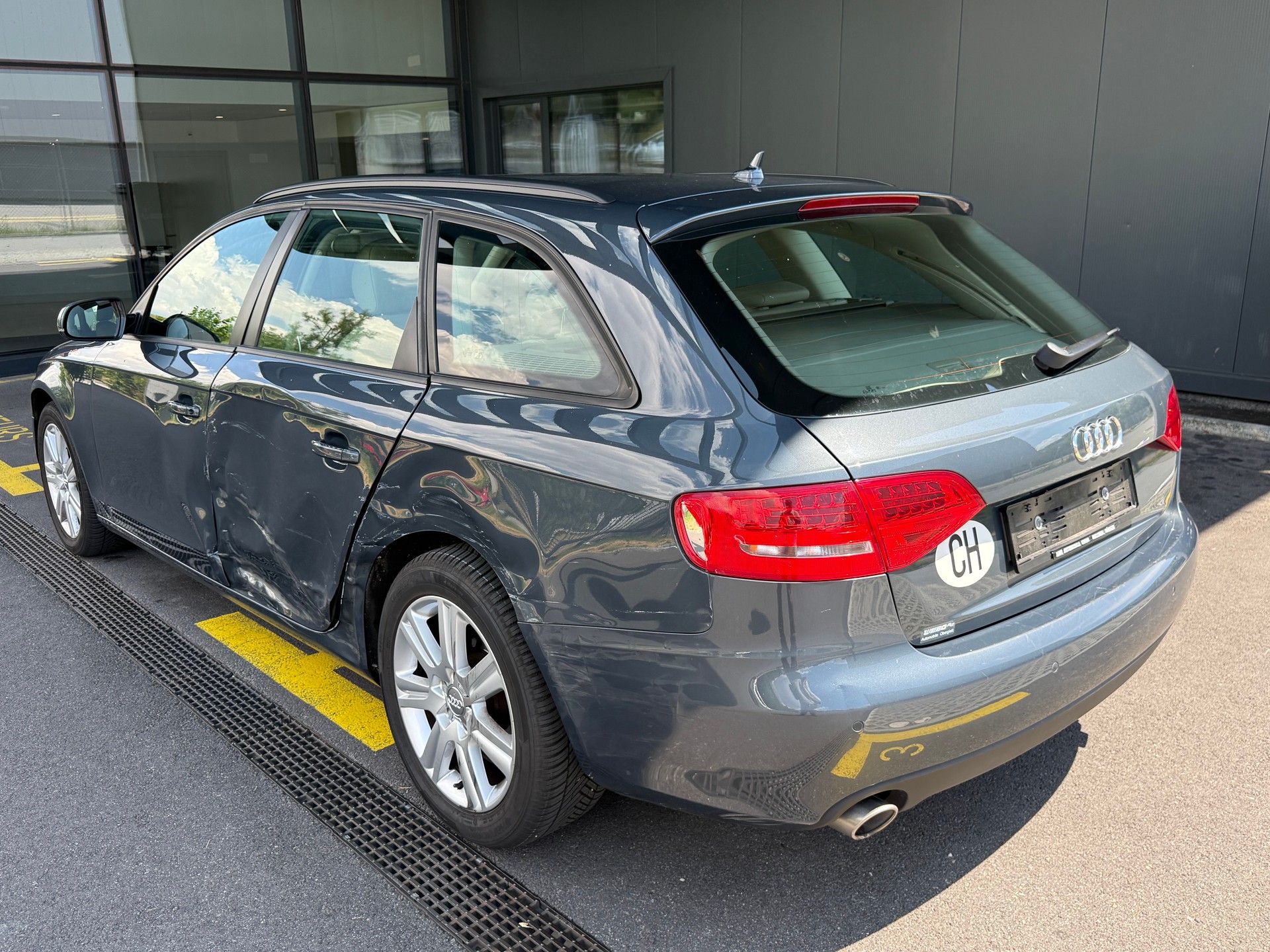 AUDI A4 Avant 2.7 TDI multitronic-image-3