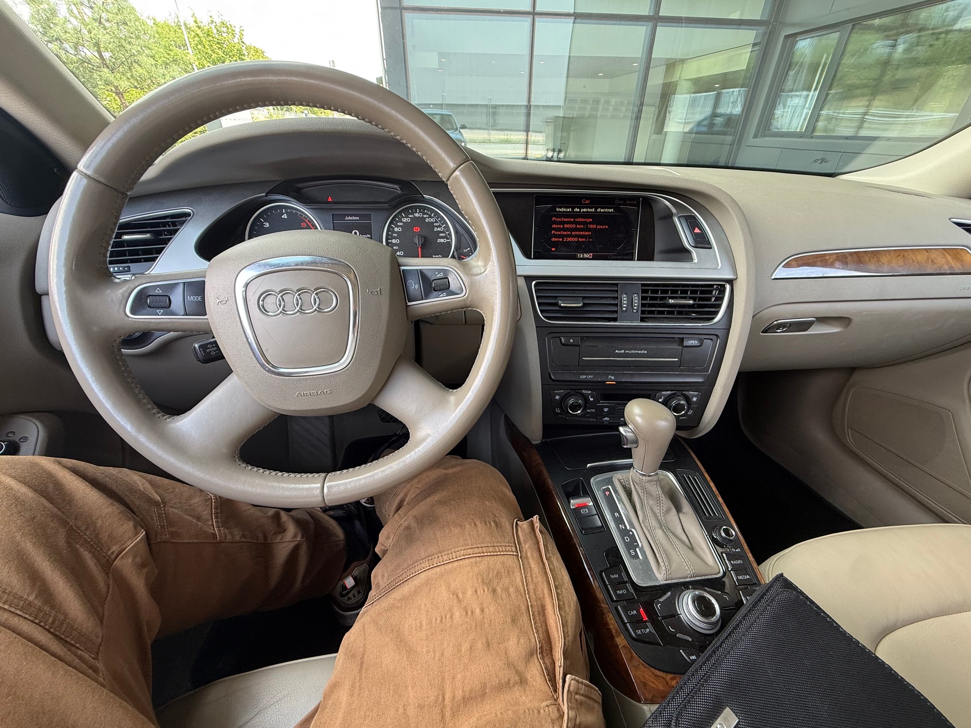 AUDI A4 Avant 2.7 TDI multitronic-image-13