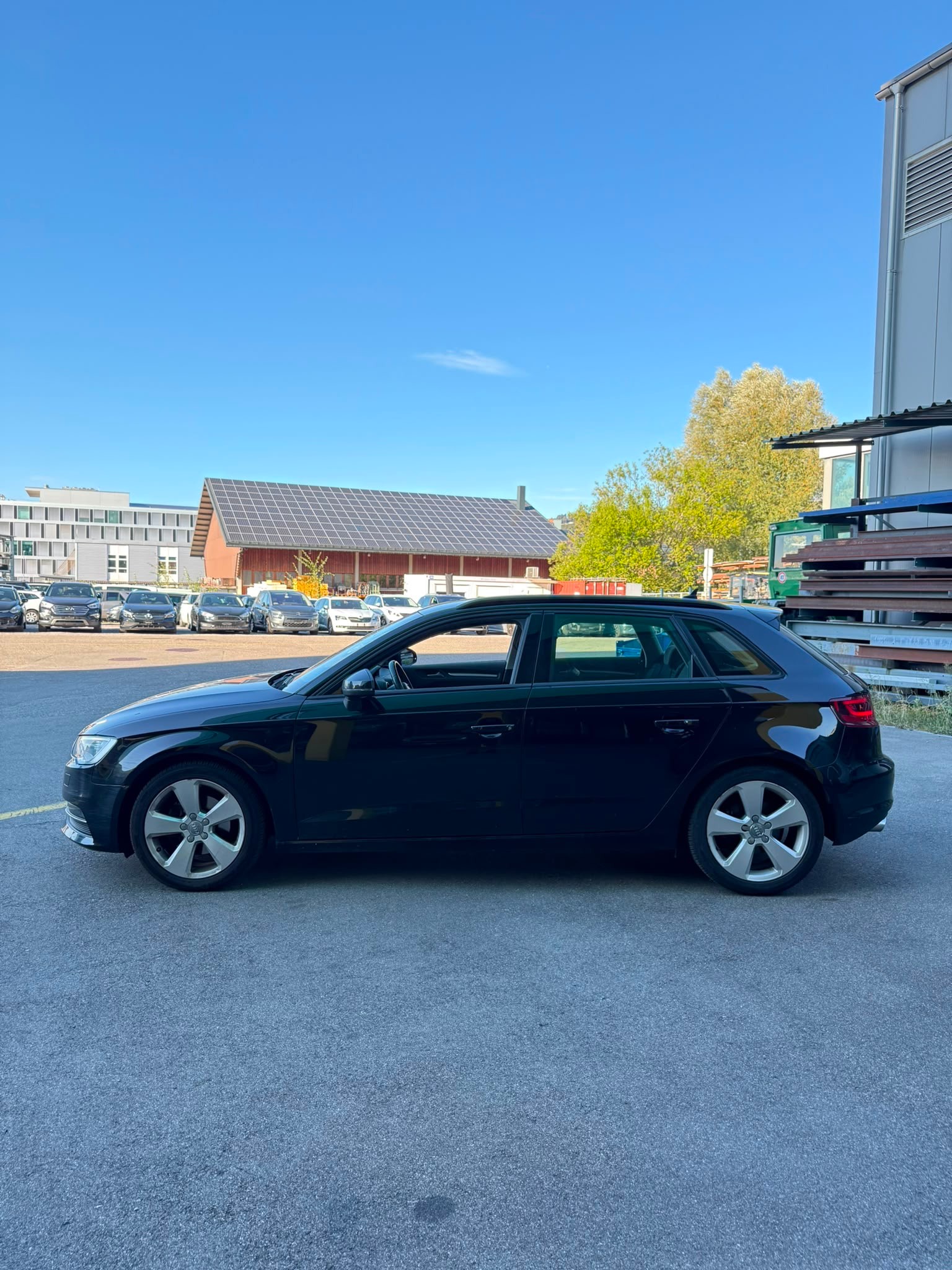 AUDI A3 Sportback 2.0 TDI Ambition quattro-image-3