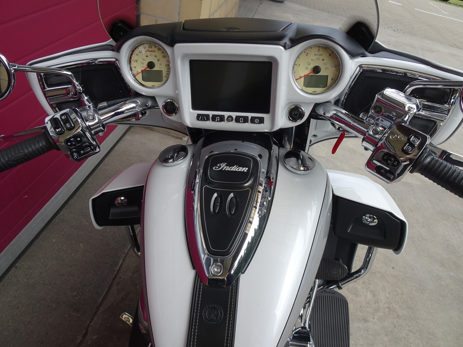 INDIAN Roadmaster-image-5