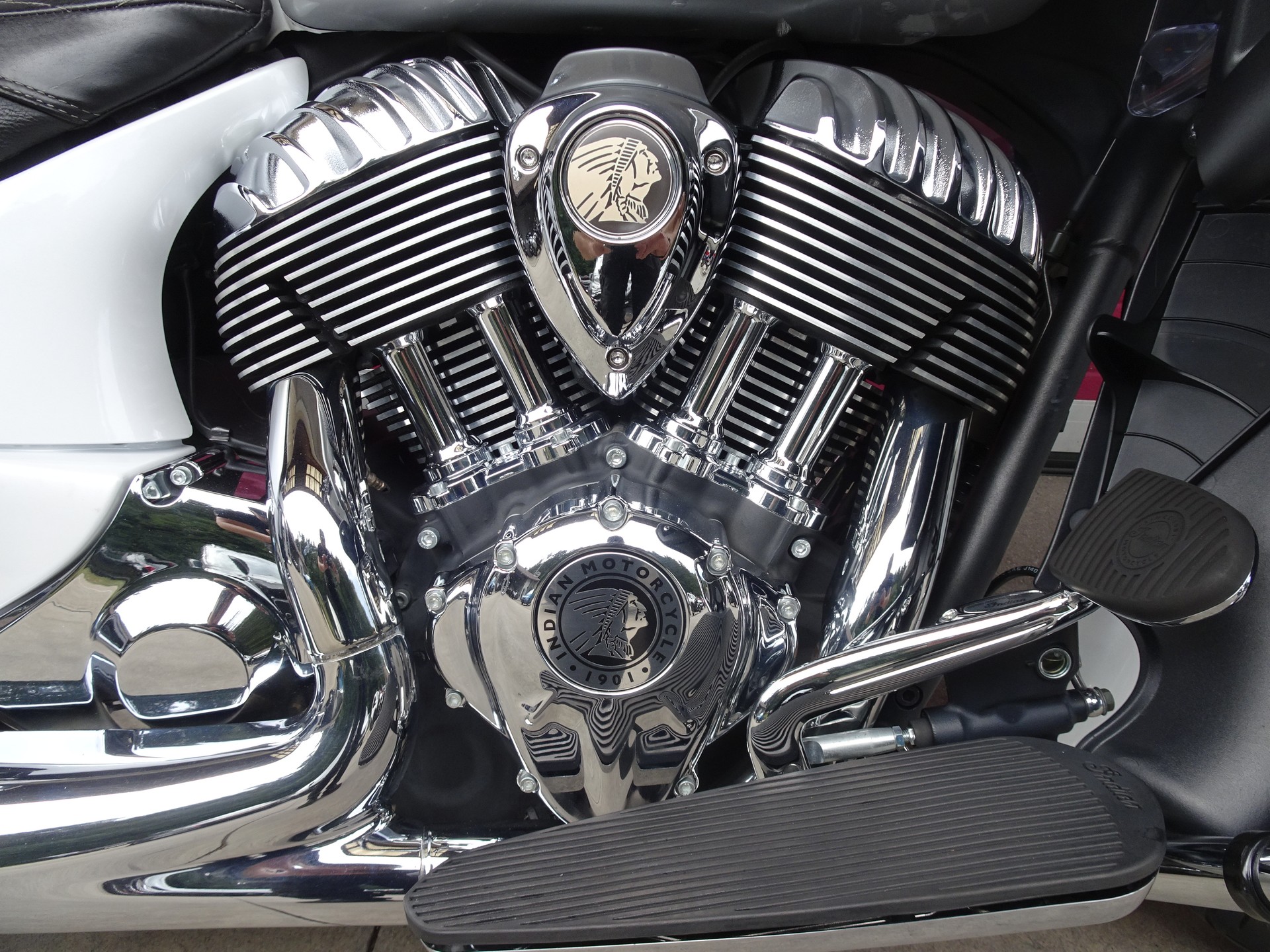 INDIAN Roadmaster-image-9
