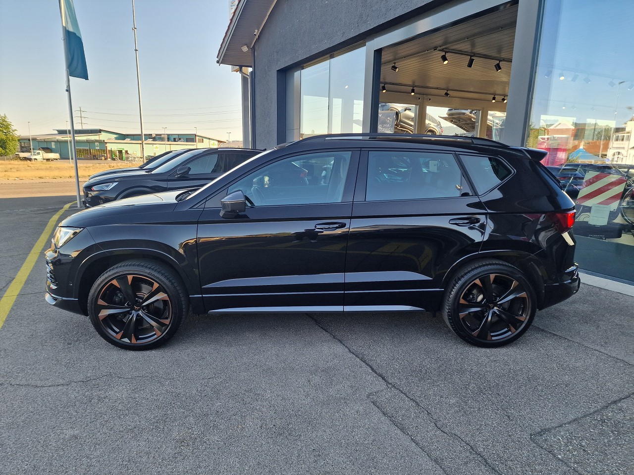 CUPRA Ateca 2.0TSI VZ 4Drive DSG-image-2