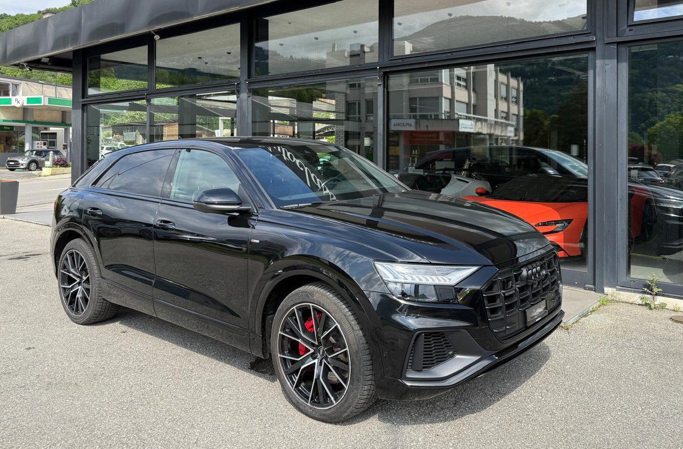 AUDI 3.0 55 TFSI e quattro T-Tronic