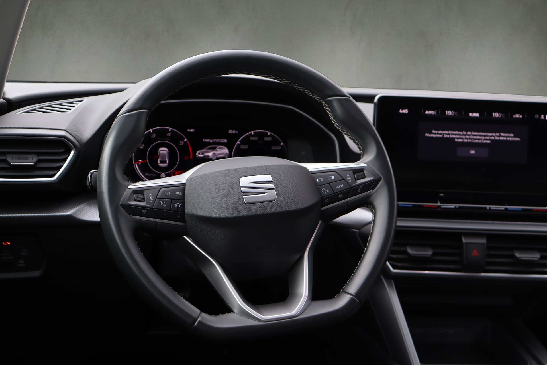 SEAT Leon ST 2.0 TDI EVO DSG Style-image-12