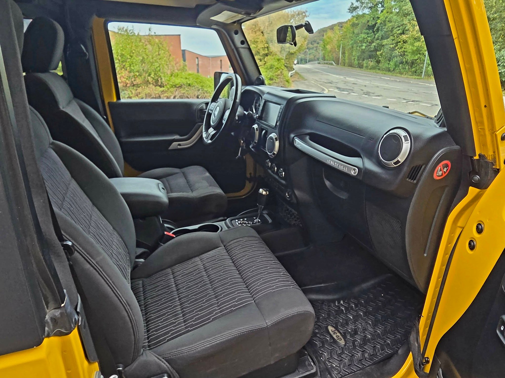 JEEP Wrangler 2.8 CRD Rubicon Automatic hardtop-image-8