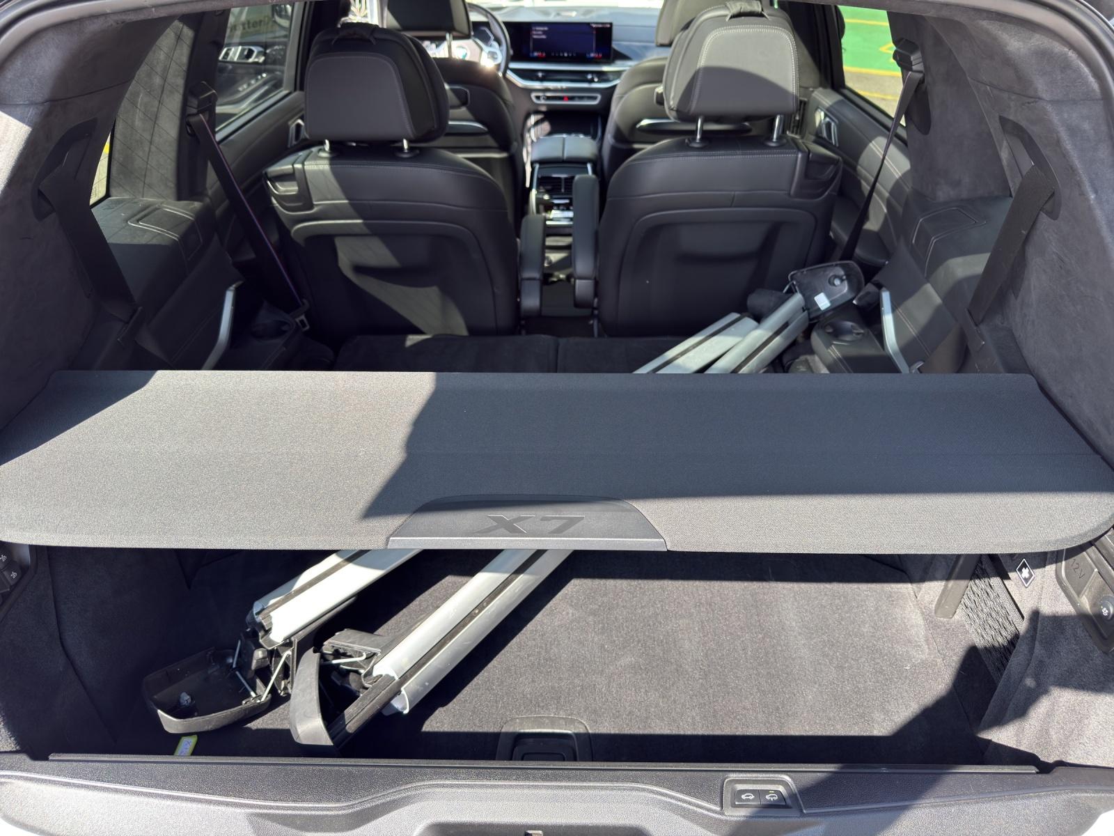 BMW X7 40d xDrive M AERODYNAMIKPAKET-image-17