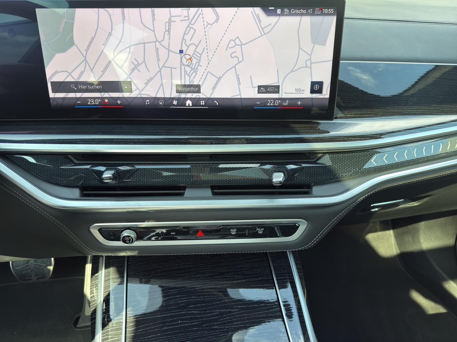 BMW X7 40d xDrive M AERODYNAMIKPAKET-image-12