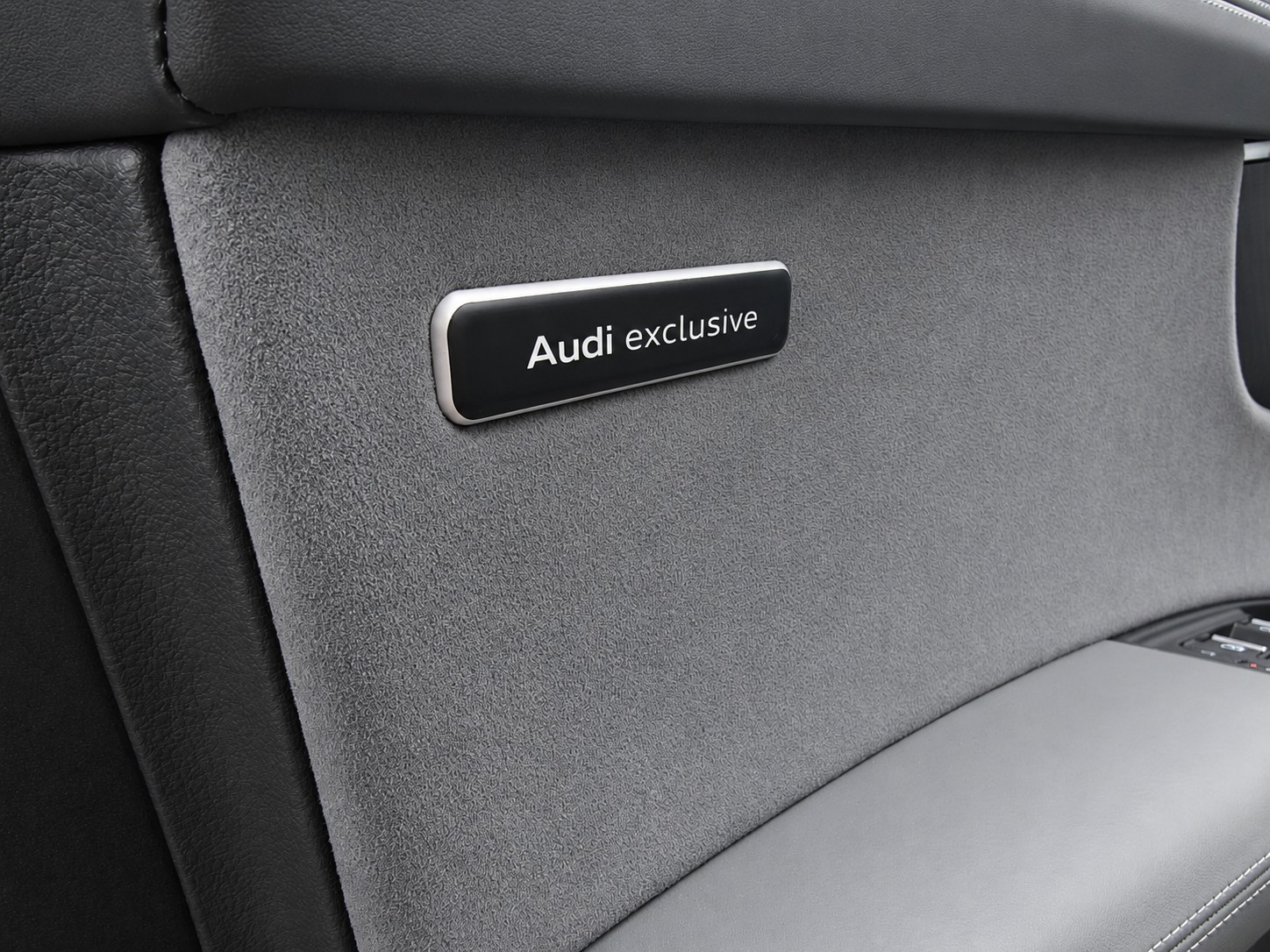 AUDI SQ7 SUV 4.0 V8 TFSI quattro T-Tronic-image-20